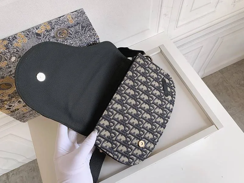 All Categories Official Website "Brand Women's Bags" Women's Bags 💙 DIOR 2026 New DIOR Crossbody Bag