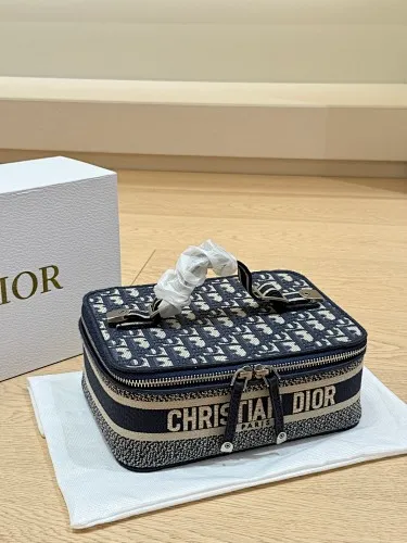 All Categories Official Website "Brand Women's Bags" Women's Bags 💙 DIOR 2025 New DIOR Cosmetic Bag