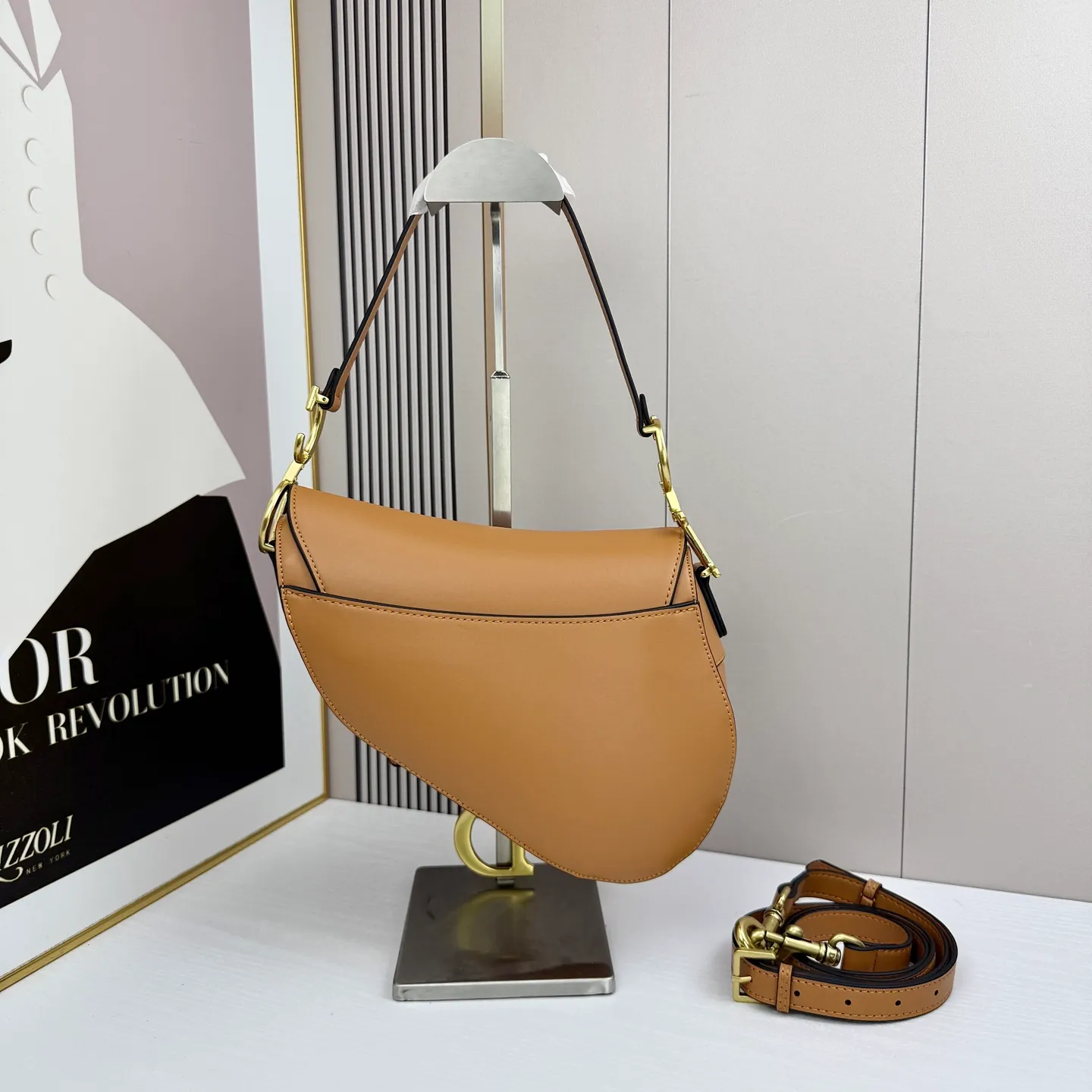 All categories Official website "Brand Women's Bags" Women's Bags 💙 DIOR DIOR 2026 new crossbody shoulder bag
