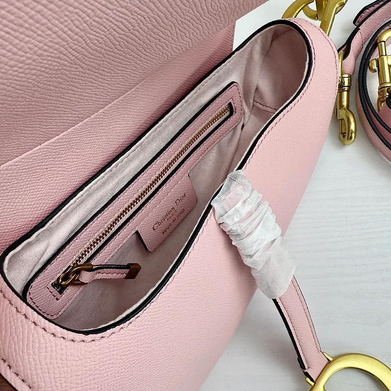 All categories Official website "Brand Women's Bags" Women's Bags 💙 DIOR DIOR 2026 new crossbody shoulder bag