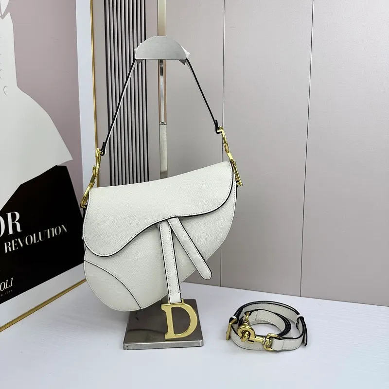 All categories Official website "Brand Women's Bags" Women's Bags 💙 DIOR DIOR 2026 new crossbody shoulder bag