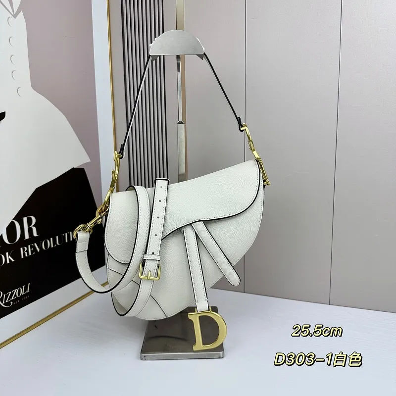 All categories Official website "Brand Women's Bags" Women's Bags 💙 DIOR DIOR 2026 new crossbody shoulder bag