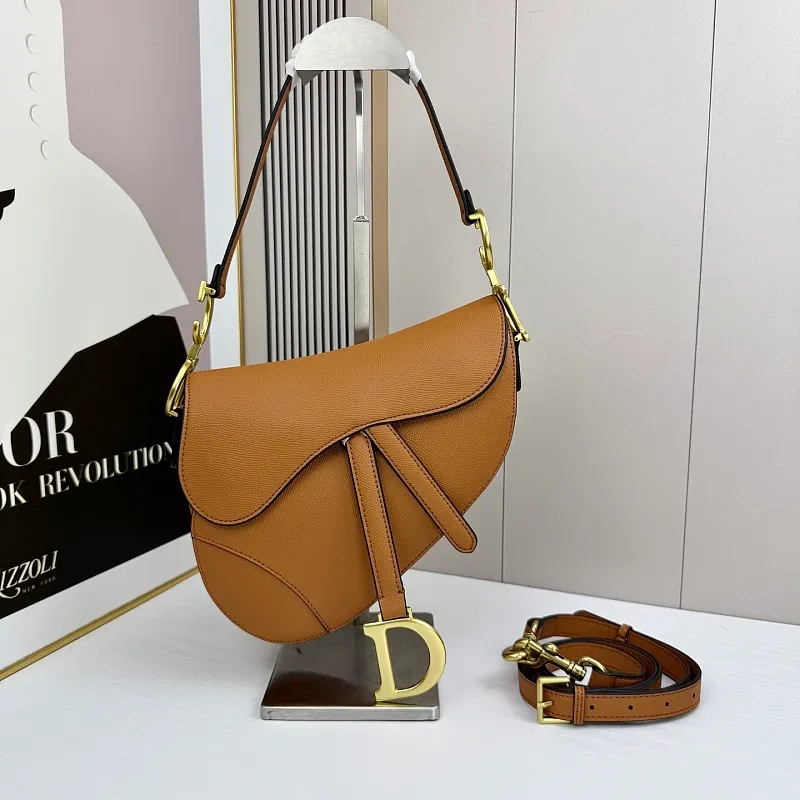All categories Official website "Brand Women's Bags" Women's Bags 💙 DIOR DIOR 2026 new crossbody shoulder bag