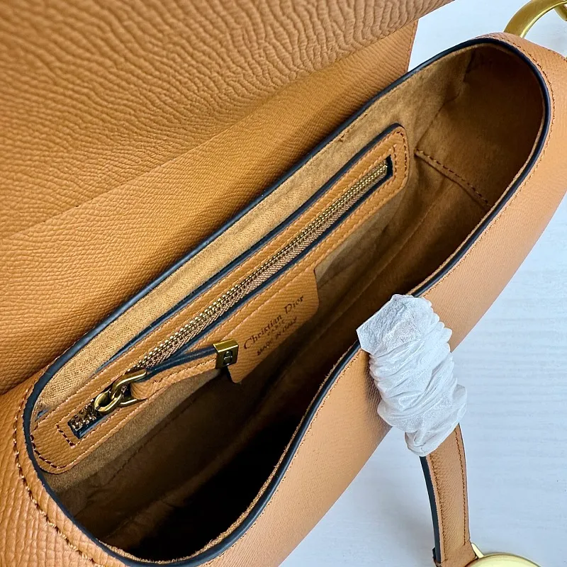 All categories Official website "Brand Women's Bags" Women's Bags 💙 DIOR DIOR 2026 new crossbody shoulder bag