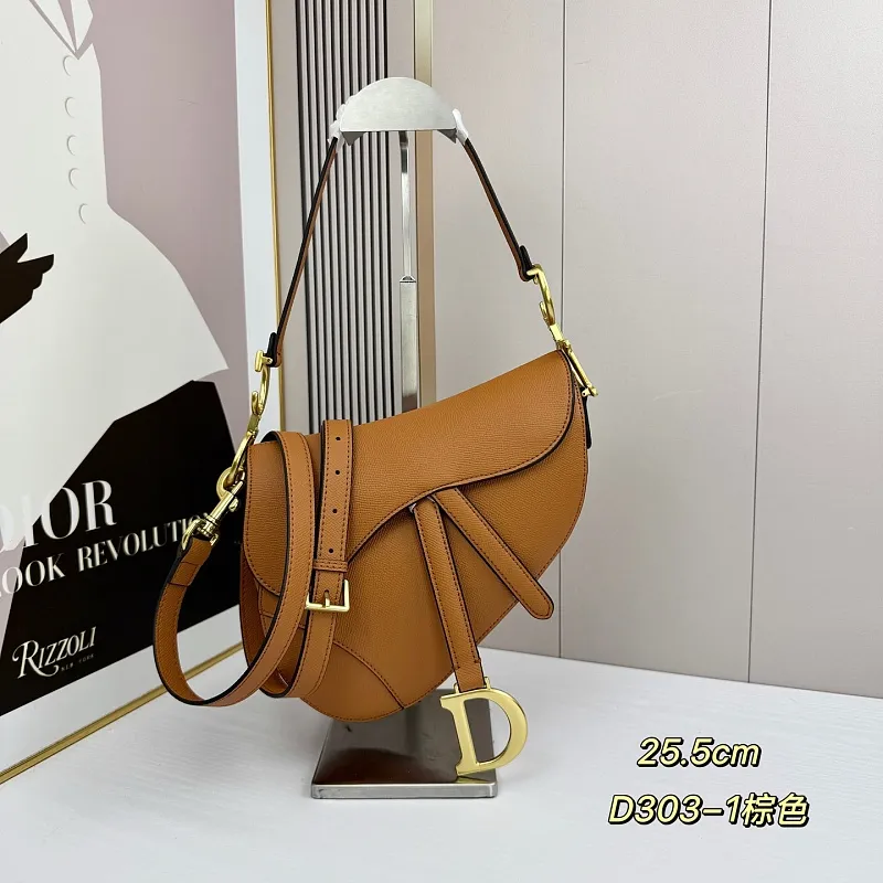 All categories Official website "Brand Women's Bags" Women's Bags 💙 DIOR DIOR 2026 new crossbody shoulder bag