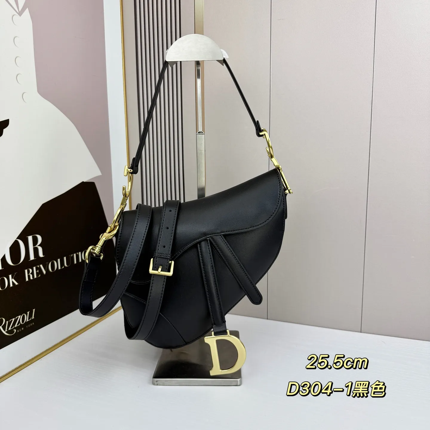 All categories Official website "Brand Women's Bags" Women's Bags 💙 DIOR DIOR 2026 new crossbody shoulder bag