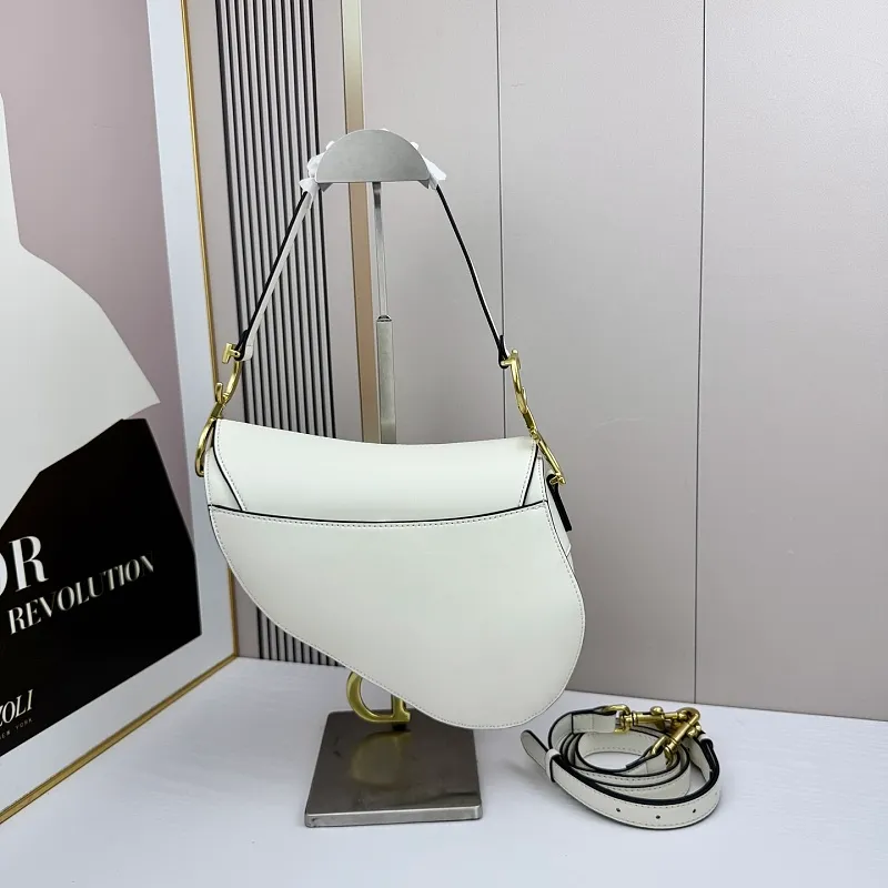 All categories Official website "Brand Women's Bags" Women's Bags 💙 DIOR DIOR 2026 new crossbody shoulder bag