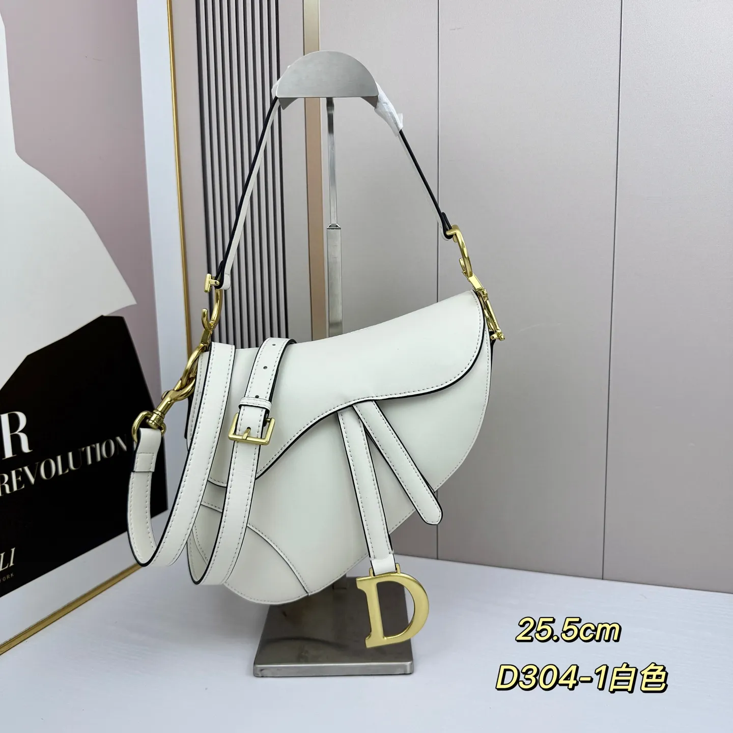 All categories Official website "Brand Women's Bags" Women's Bags 💙 DIOR DIOR 2026 new crossbody shoulder bag