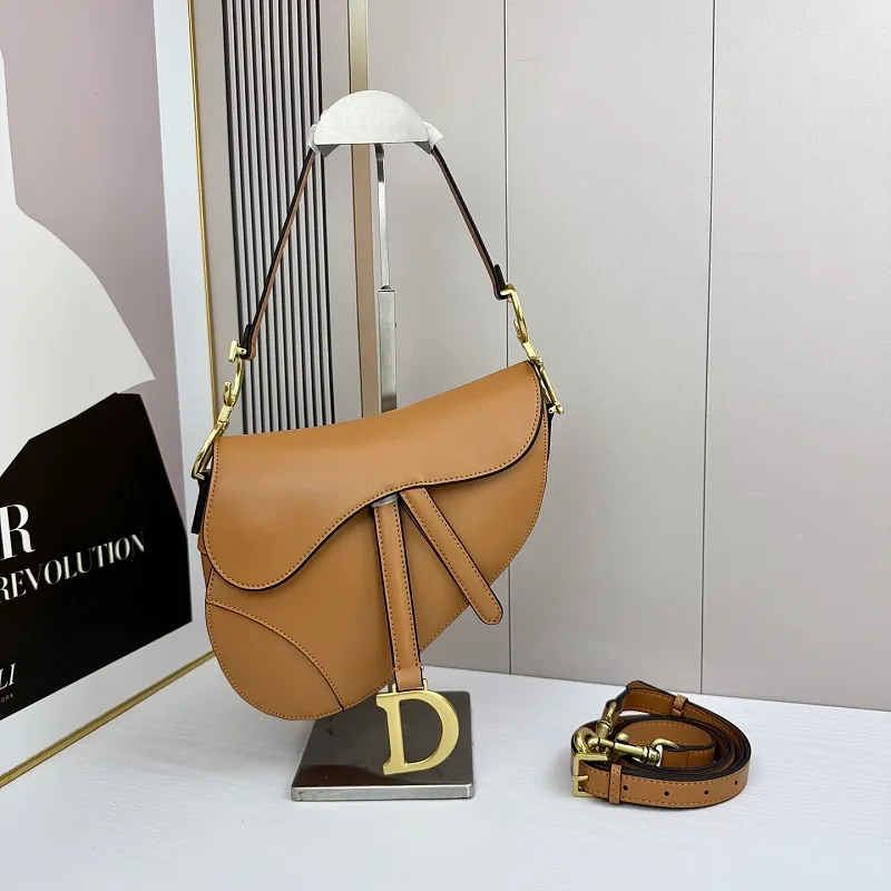 All categories Official website "Brand Women's Bags" Women's Bags 💙 DIOR DIOR 2026 new crossbody shoulder bag