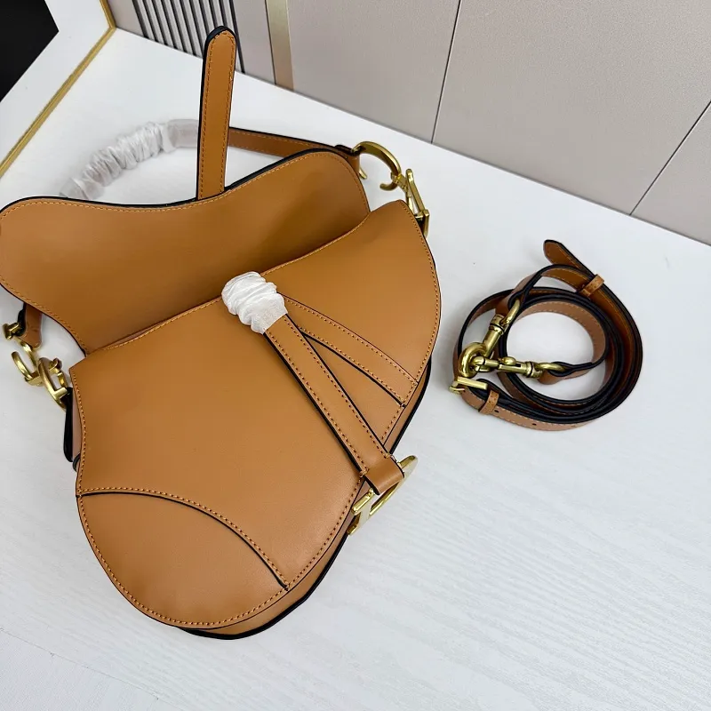 All categories Official website "Brand Women's Bags" Women's Bags 💙 DIOR DIOR 2026 new crossbody shoulder bag