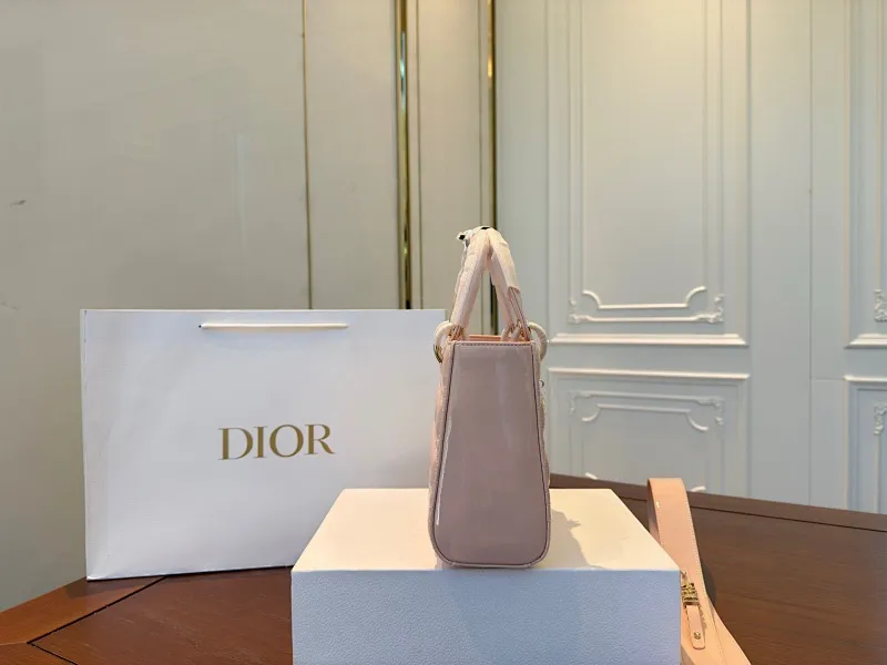 All Categories Official Website "Brand Women's Bags" Women's Bags 💙 DIOR 2025 New DIOR Crossbody Bag