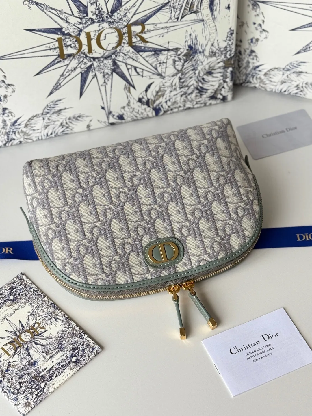 All Categories Official Website "Brand Women's Bags" Women's Bags 💙 DIOR 2025 New Dior Cosmetic Bag