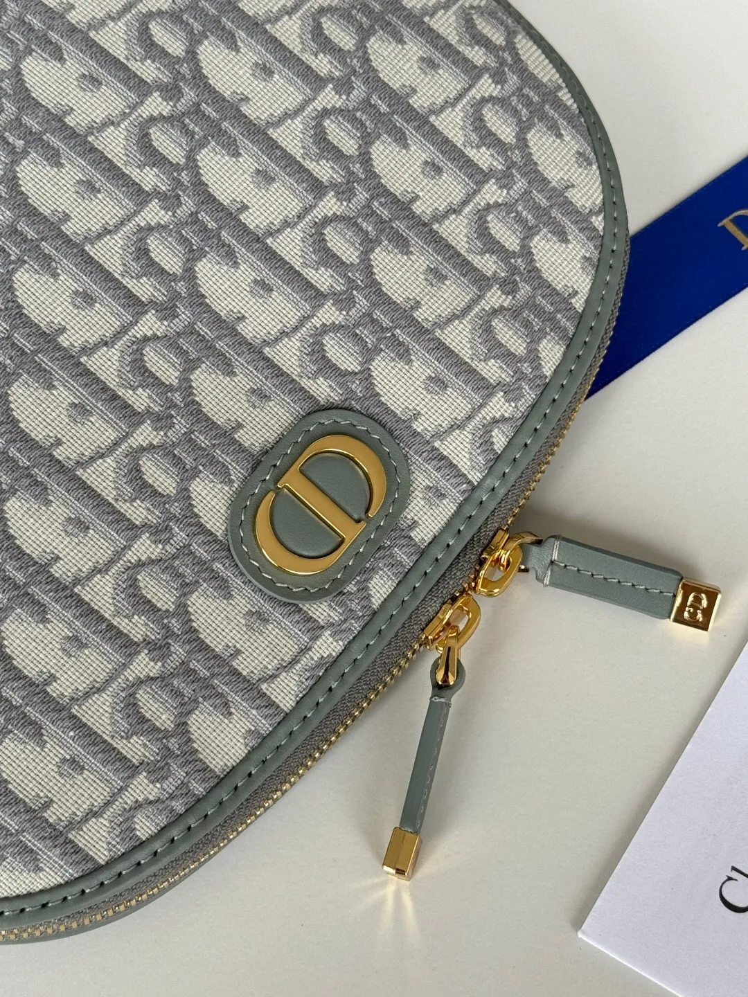 All Categories Official Website "Brand Women's Bags" Women's Bags 💙 DIOR 2025 New Dior Cosmetic Bag