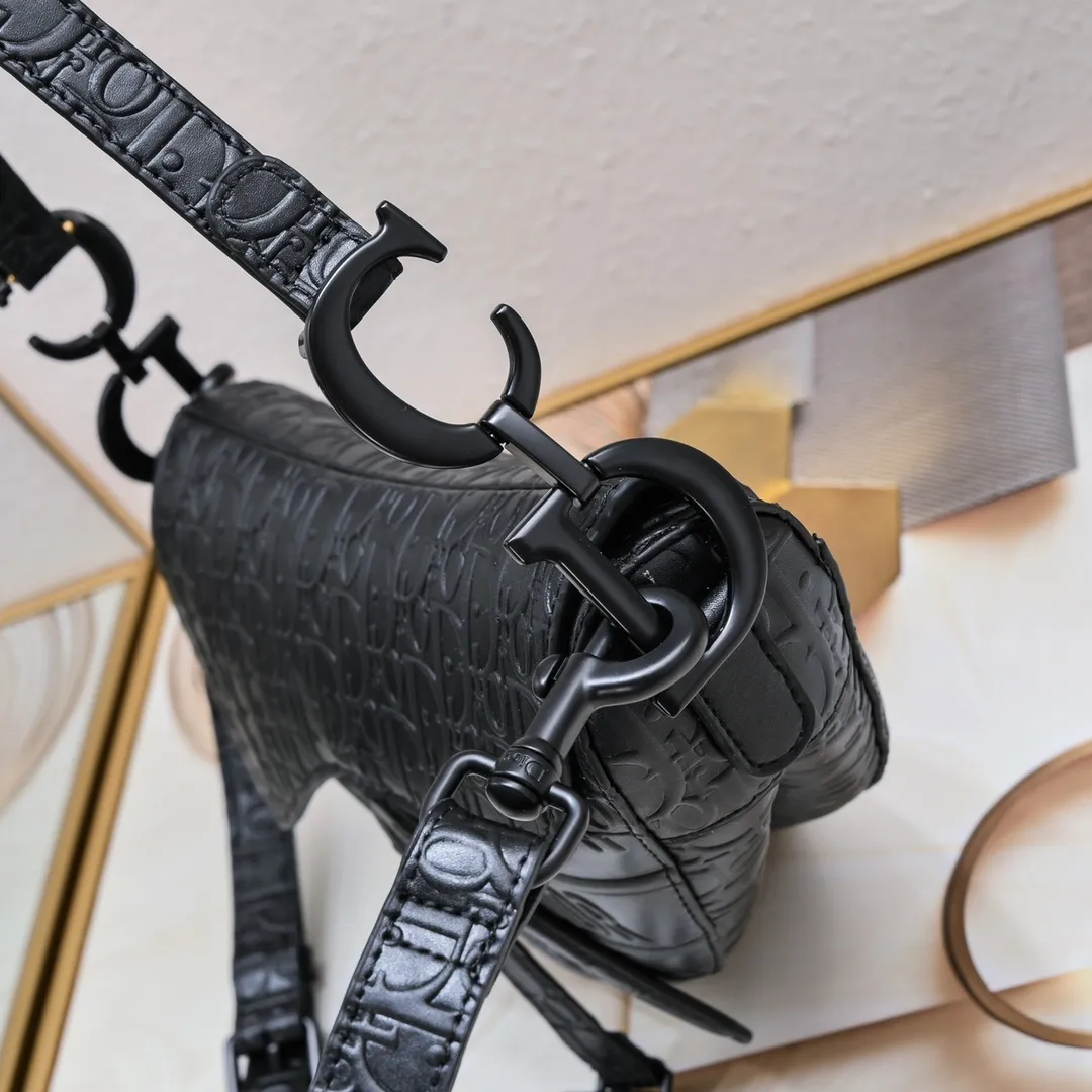 All Categories Official Website "Brand Women's Bags" Women's Bags 💙 DIOR 2025 New DIOR Crossbody Bag