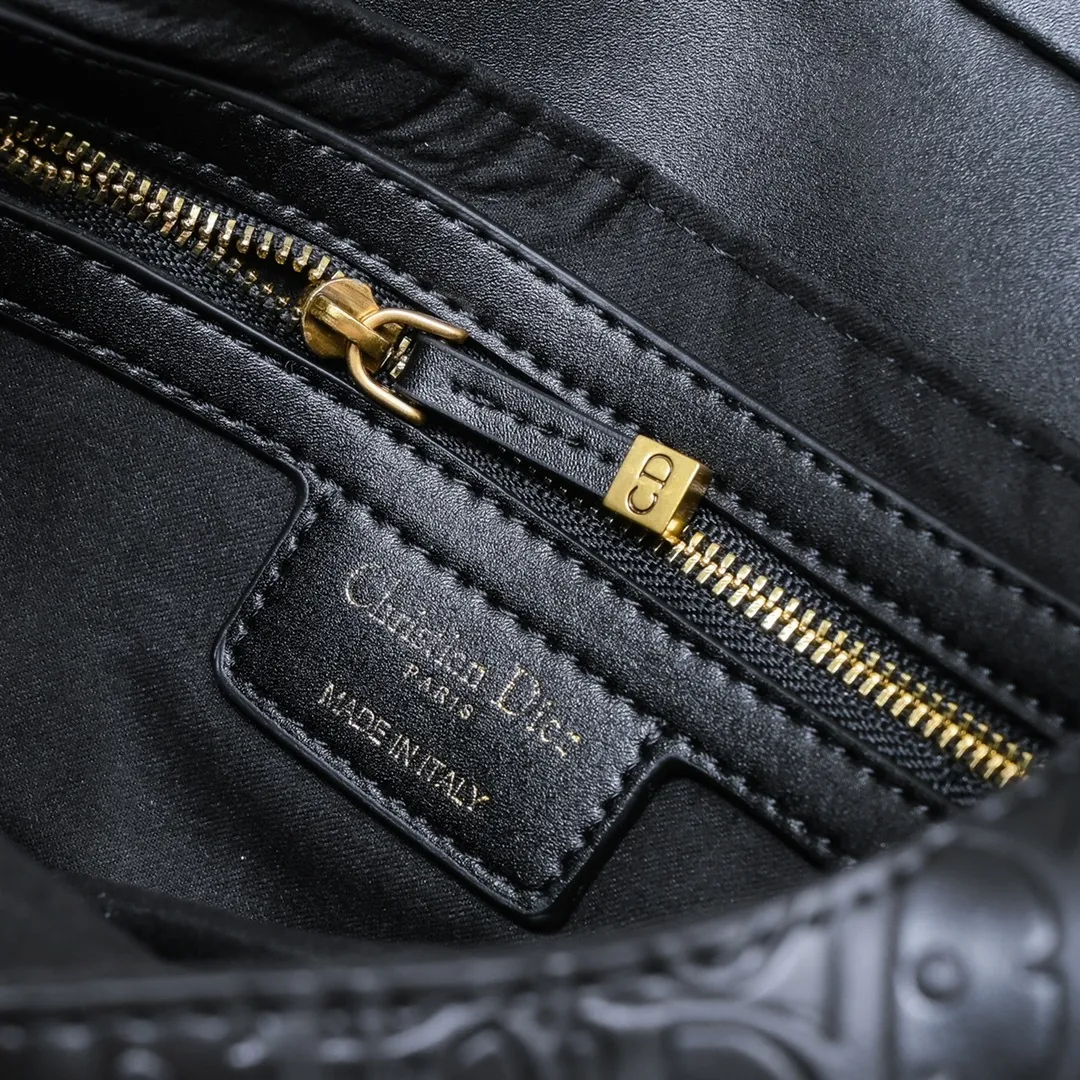 All Categories Official Website "Brand Women's Bags" Women's Bags 💙 DIOR 2025 New DIOR Crossbody Bag