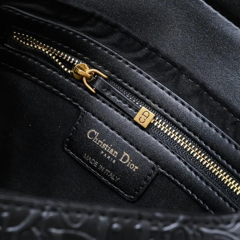 All Categories Official Website "Brand Women's Bags" Women's Bags 💙 DIOR 2025 New DIOR Crossbody Bag