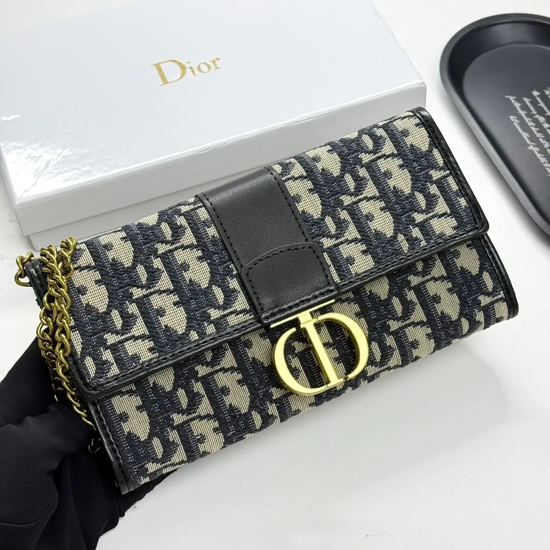 All Categories Official Website "Brand Women's Bags" Women's Bags 💙 DIOR 2026 New DIOR Crossbody Bag