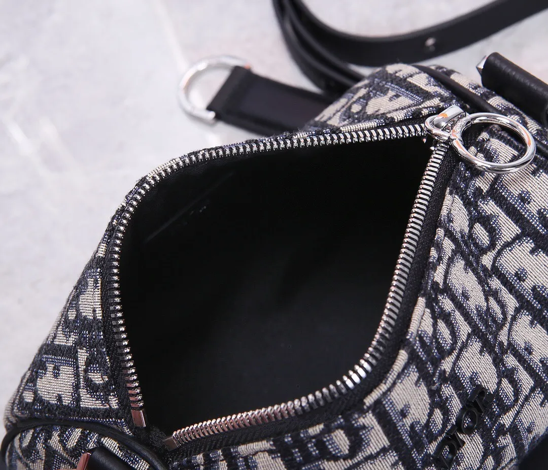All Categories Official Website "Brand Women's Bags" Women's Bags 💙 DIOR 2025 New DIOR Crossbody Bag
