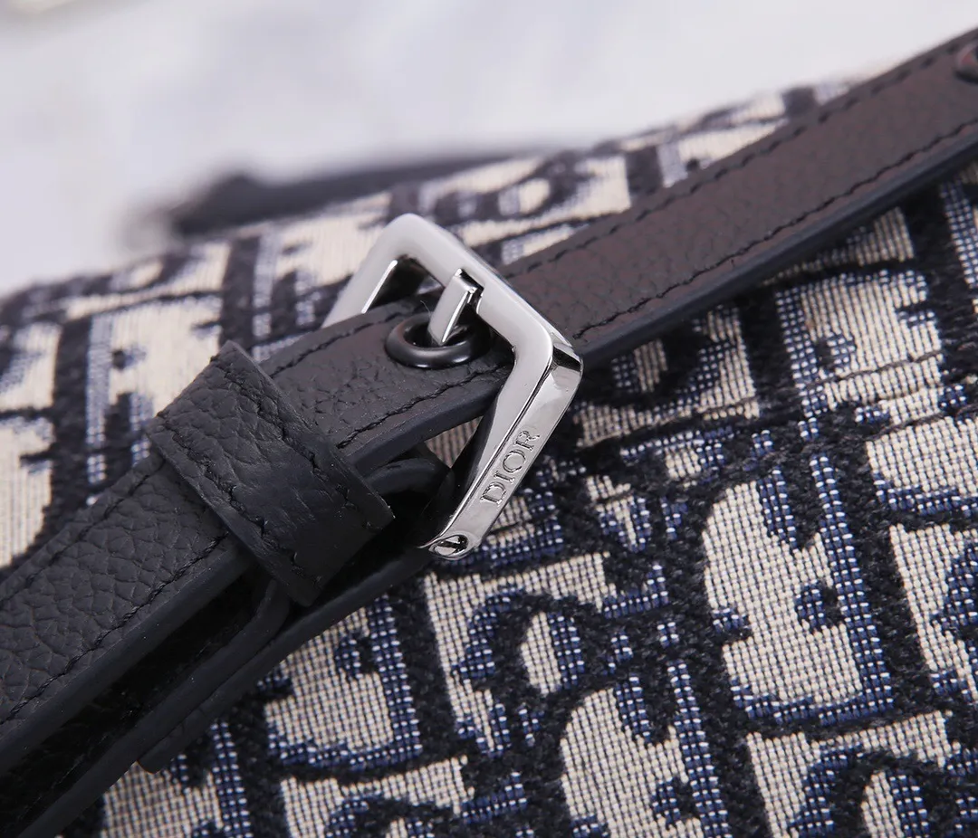 All Categories Official Website "Brand Women's Bags" Women's Bags 💙 DIOR 2025 New DIOR Crossbody Bag