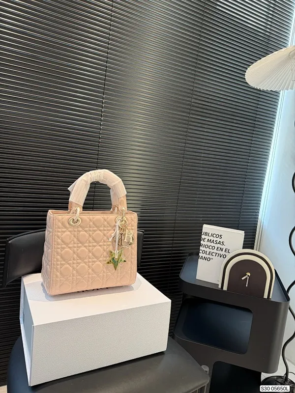 All Categories Official Website "Brand Women's Bags" Women's Bags 💙 DIOR 2025 New DIOR Handbags