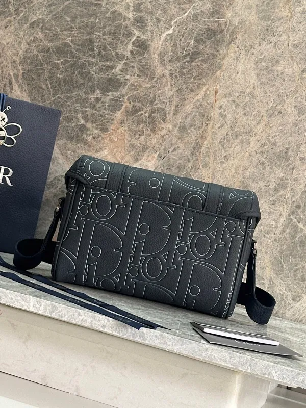 All Categories Official Website "Brand Women's Bags" Women's Bags 💙 DIOR 2025 New DIOR Crossbody Bag