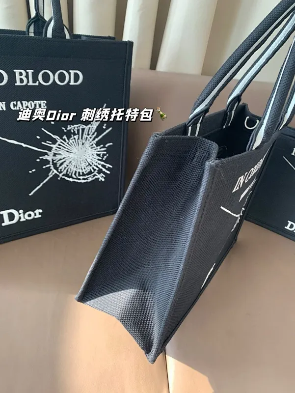 All Categories Official Website "Brand Women's Bags" Women's Bags 💙 DIOR 2025 New DIOR Embroidered Tote Bag
