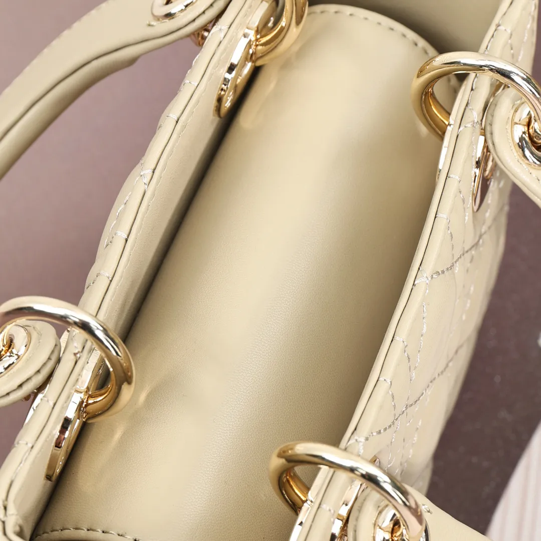 All Categories Official Website "Brand Women's Bags" Women's Bags 💙 DIOR 2026 New DIOR Handbags