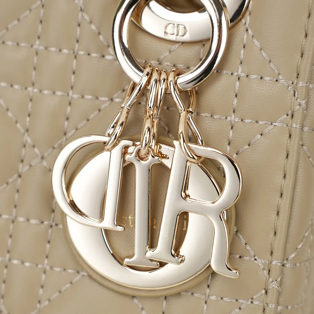 All Categories Official Website "Brand Women's Bags" Women's Bags 💙 DIOR 2026 New DIOR Handbags