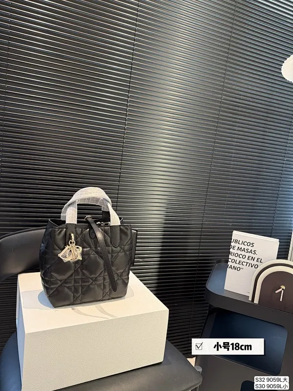 All Categories Official Website "Brand Women's Bags" Women's Bags 💙 DIOR 2025 New DIOR Handbags