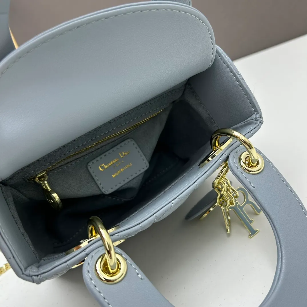 All Categories Official Website "Brand Women's Bags" Women's Bags 💙 DIOR 2026 New DIOR Handbags