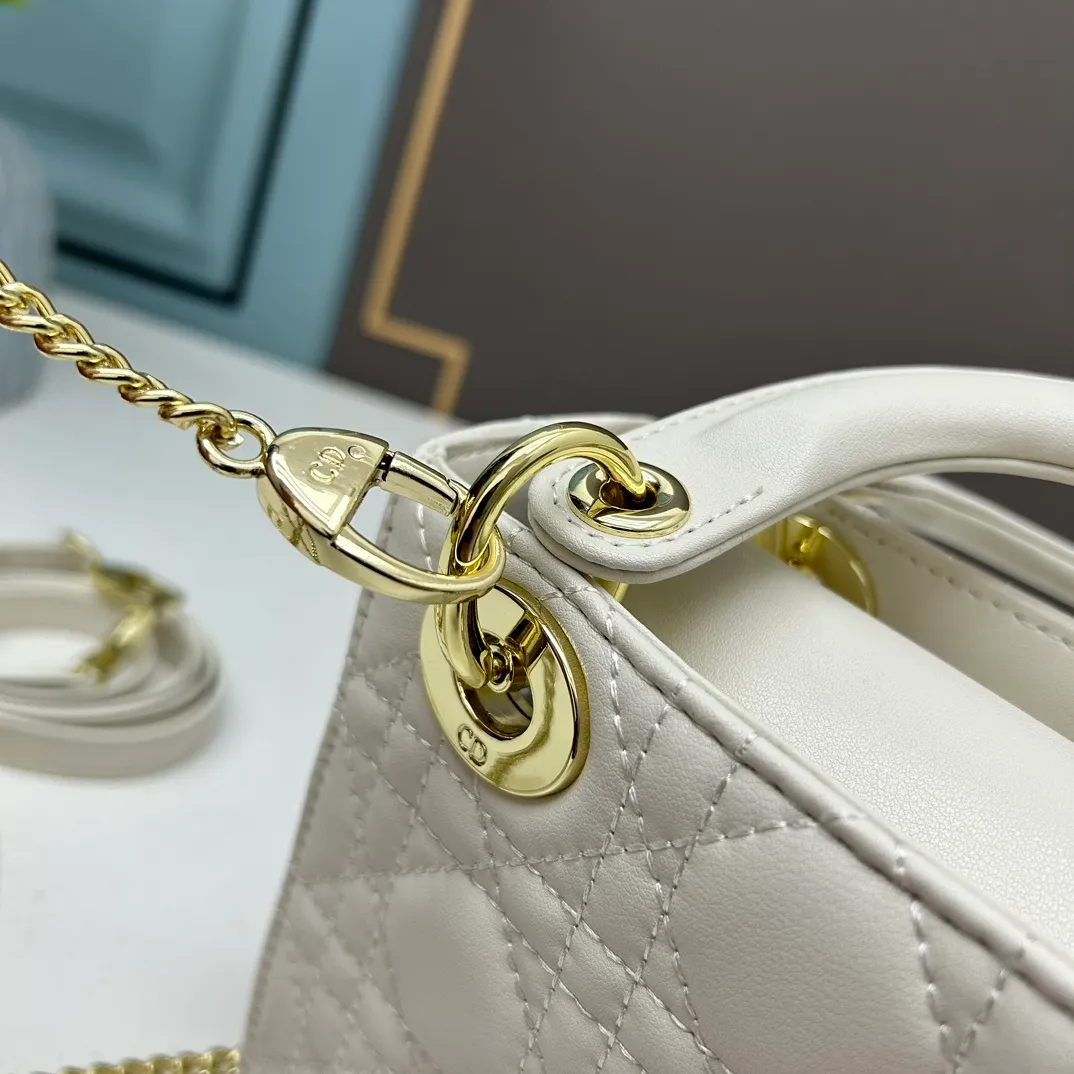 All Categories Official Website "Brand Women's Bags" Women's Bags 💙 DIOR 2026 New DIOR Handbags