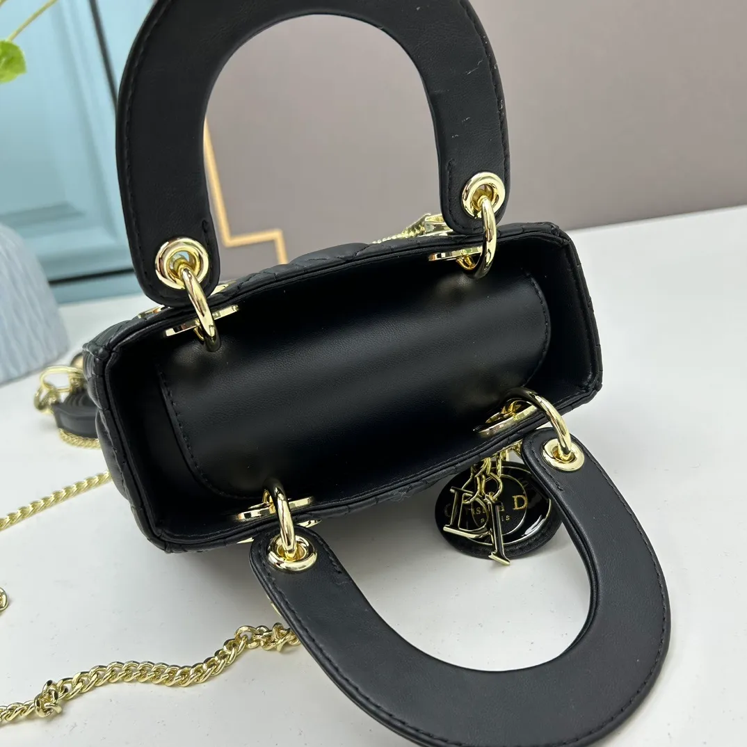 All Categories Official Website "Brand Women's Bags" Women's Bags 💙 DIOR 2026 New DIOR Handbags