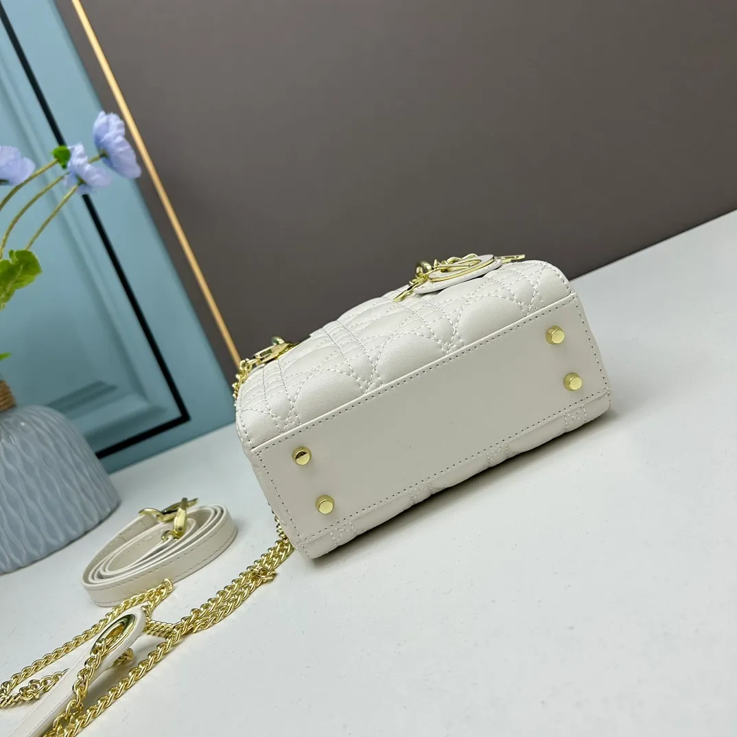 All Categories Official Website "Brand Women's Bags" Women's Bags 💙 DIOR 2026 New DIOR Handbags