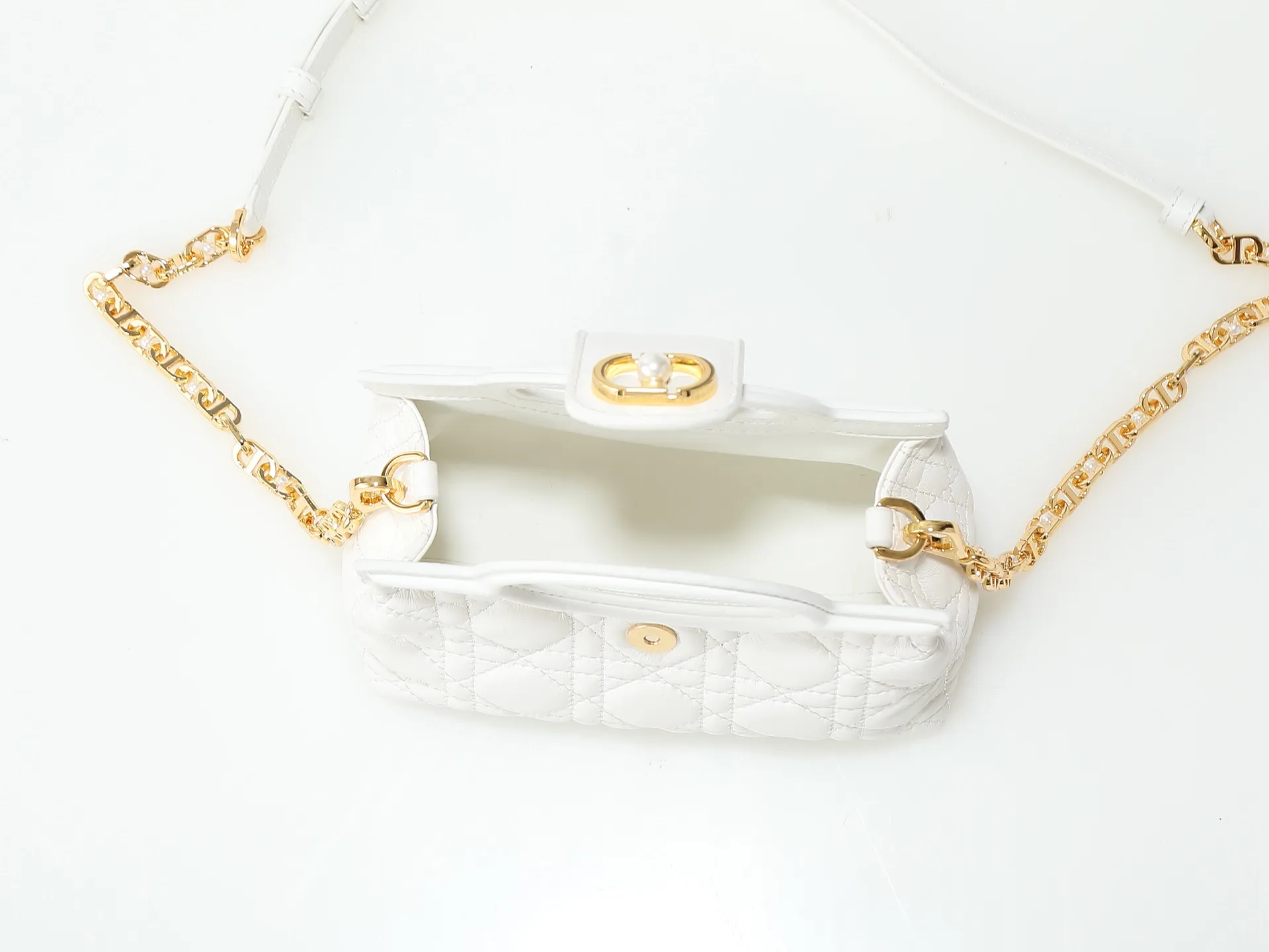 All Categories Official Website "Brand Women's Bags" Women's Bags 💙 DIOR 2026 New DIOR Crossbody Bag