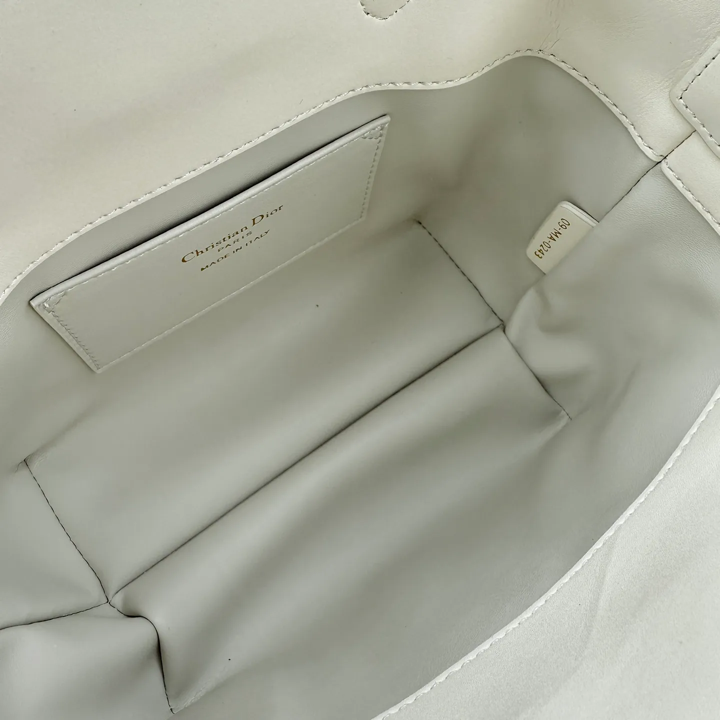All Categories Official Website "Brand Women's Bags" Women's Bags 💙 DIOR 2026 New DIOR Handbags