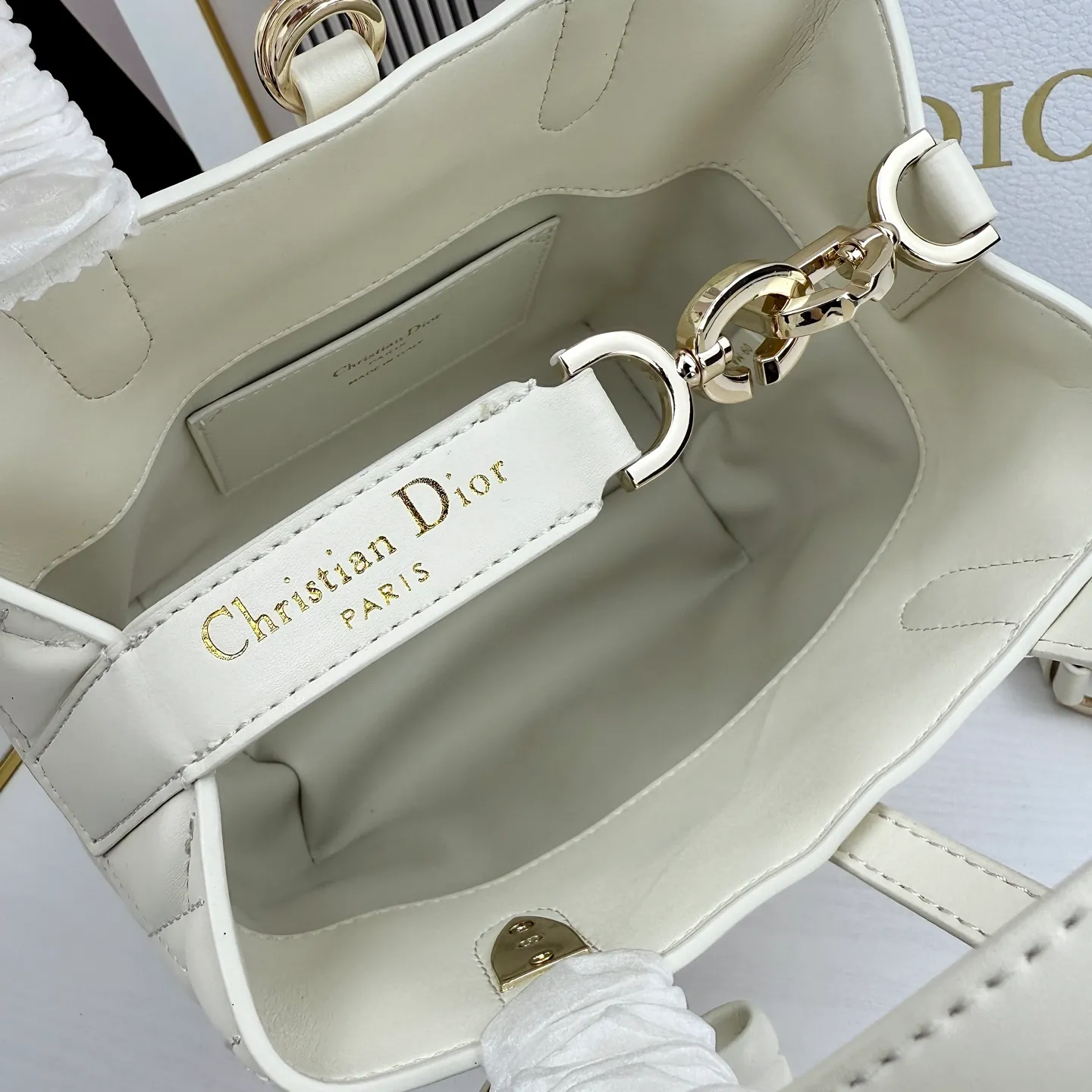 All Categories Official Website "Brand Women's Bags" Women's Bags 💙 DIOR 2026 New DIOR Handbags