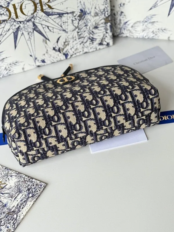 All Categories Official Website "Brand Women's Bags" Women's Bags 💙 DIOR 2025 New Dior Cosmetic Bag