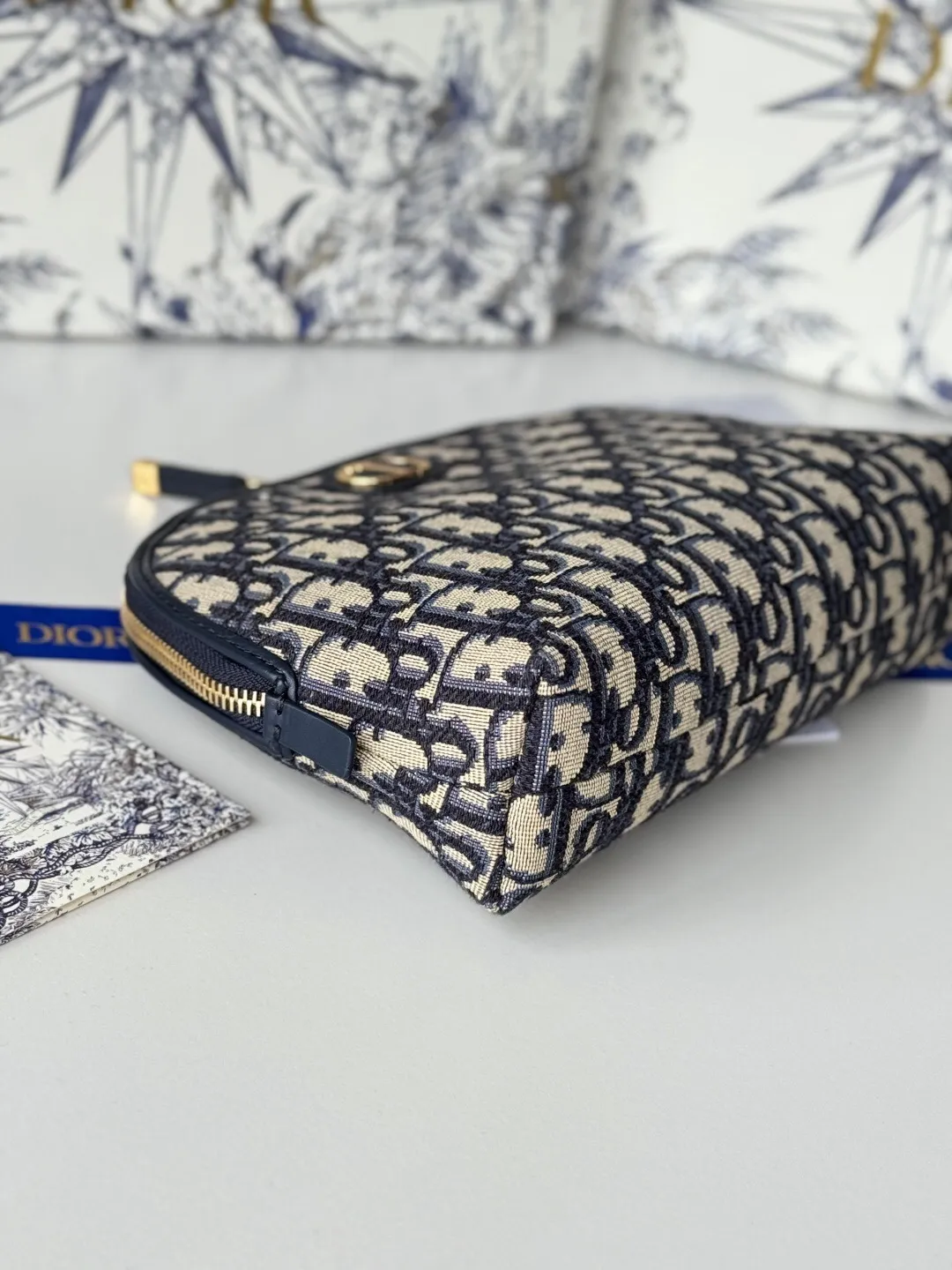 All Categories Official Website "Brand Women's Bags" Women's Bags 💙 DIOR 2025 New Dior Cosmetic Bag