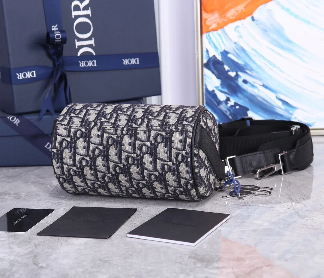 All Categories Official Website "Brand Women's Bags" Women's Bags 💙 DIOR 2025 New DIOR Crossbody Bag