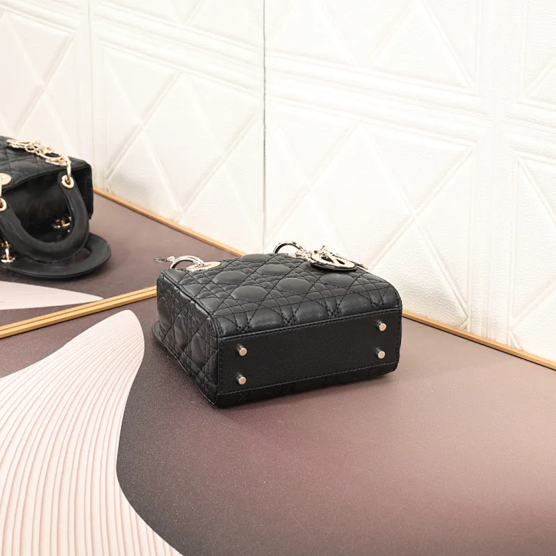 All Categories Official Website "Brand Women's Bags" Women's Bags 💙 DIOR 2026 New DIOR Handbags