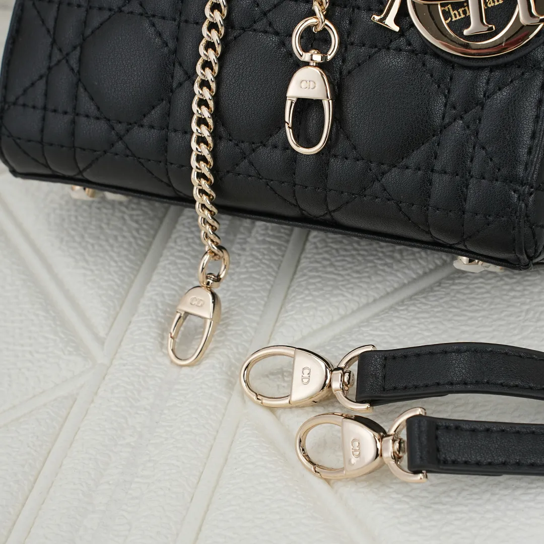 All Categories Official Website "Brand Women's Bags" Women's Bags 💙 DIOR 2026 New DIOR Handbags