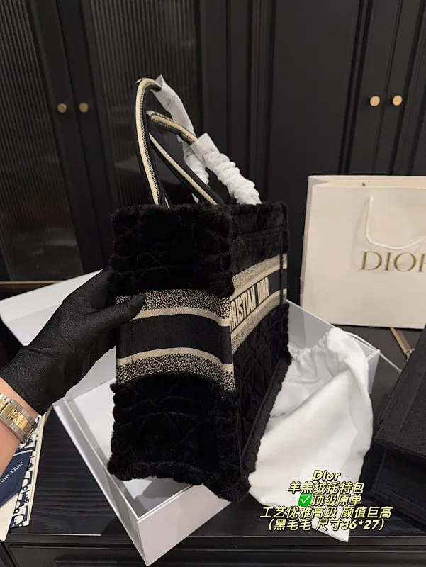 All Categories Official Website "Brand Women's Bags" Women's Bags 💙 DIOR 2025 New DIOR Handbags