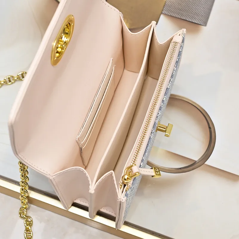 All Categories Official Website "Brand Women's Bags" Women's Bags 💙 DIOR 2025 New DIOR Crossbody Bag