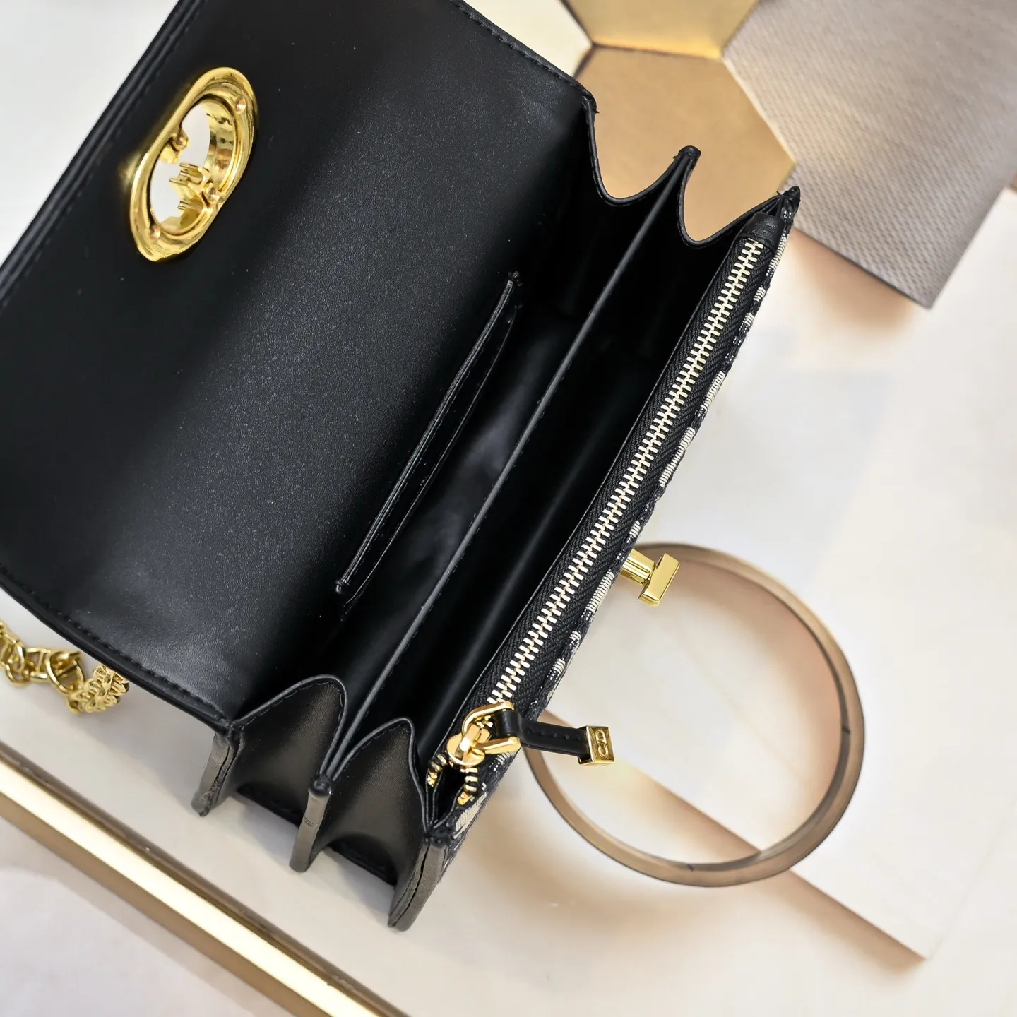 All Categories Official Website "Brand Women's Bags" Women's Bags 💙 DIOR 2025 New DIOR Crossbody Bag