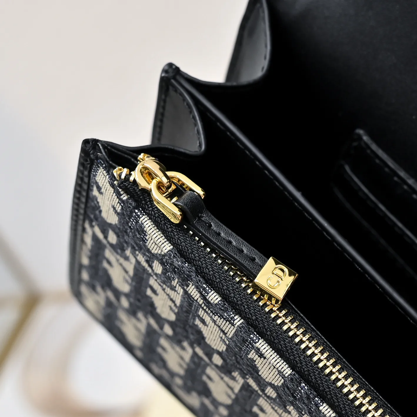 All Categories Official Website "Brand Women's Bags" Women's Bags 💙 DIOR 2025 New DIOR Crossbody Bag