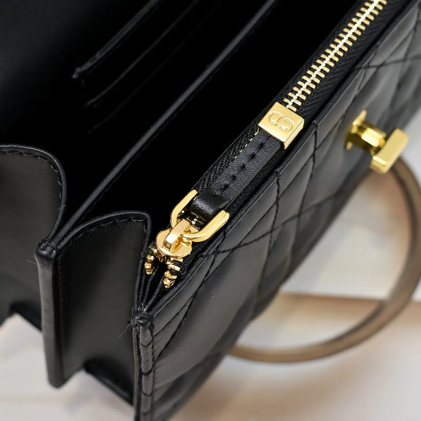 All Categories Official Website "Brand Women's Bags" Women's Bags 💙 DIOR 2025 New DIOR Crossbody Bag