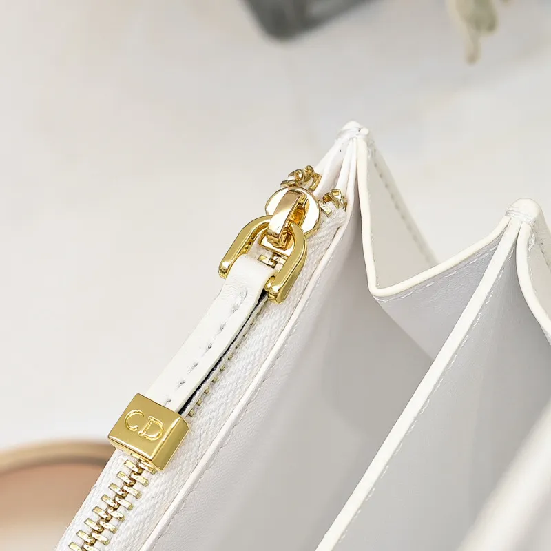 All Categories Official Website "Brand Women's Bags" Women's Bags 💙 DIOR 2025 New DIOR Crossbody Bag
