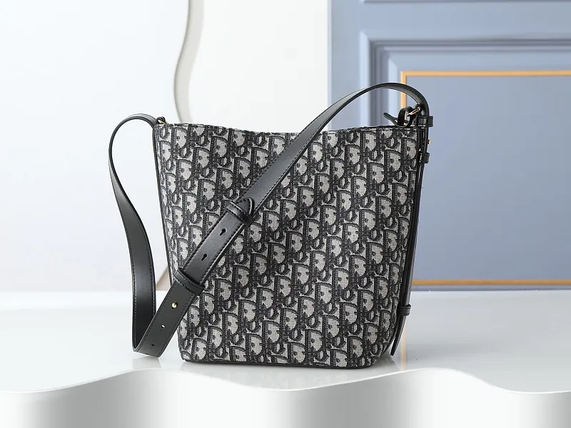 All Categories Official Website "Brand Women's Bags" Women's Bags 💙 DIOR 2026 New DIOR Crossbody Bag