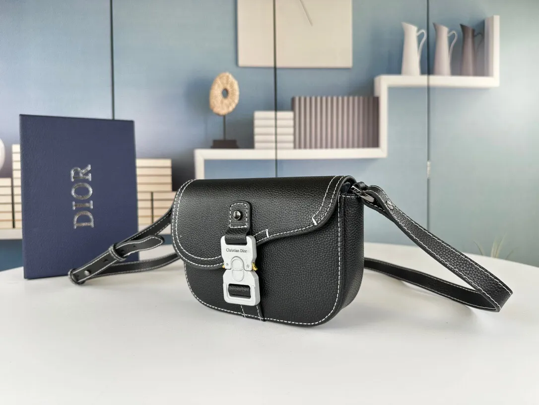 All Categories Official Website "Brand Women's Bags" Women's Bags 💙 DIOR 2025 New DIOR Crossbody Bag
