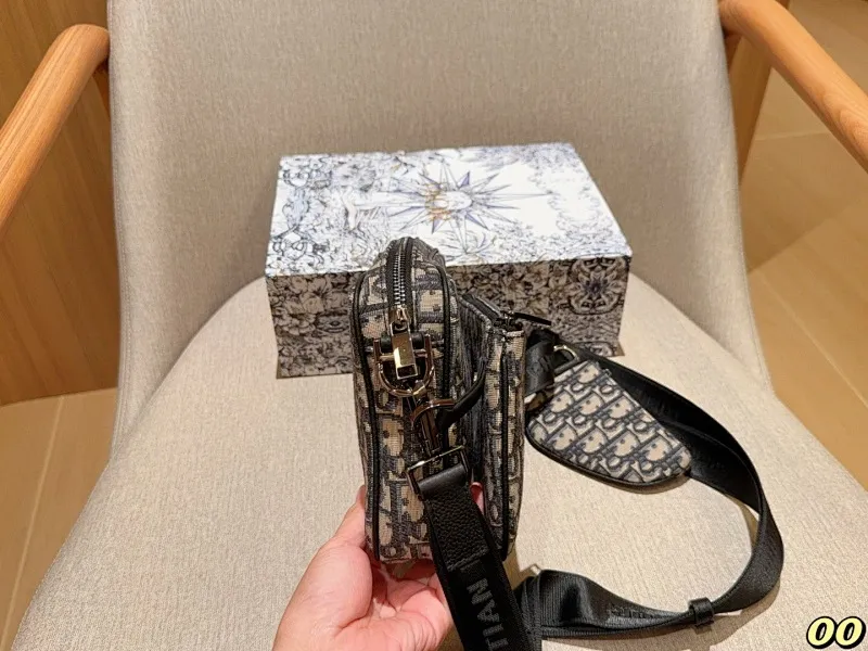 All Categories Official Website "Brand Women's Bags" Women's Bags 💙 DIOR 2025 New DIOR Crossbody Bag